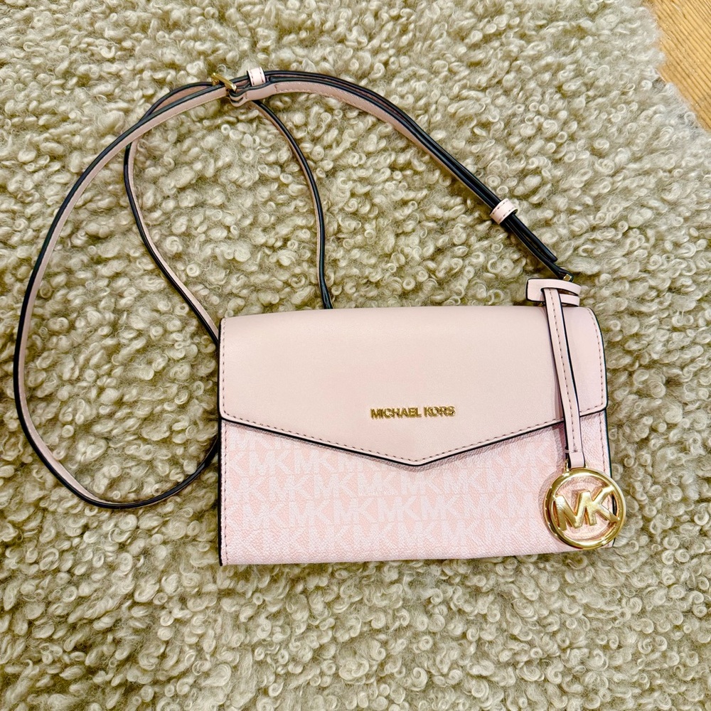 MICHAEL KORS Blush Crossbody Bag